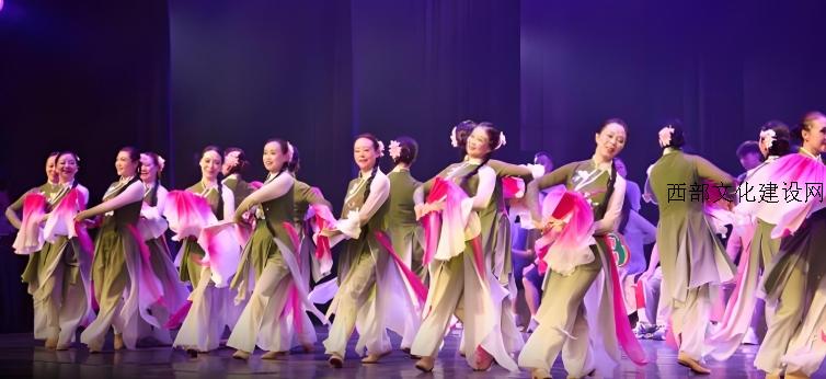 南充“新华大舞台”展示自我、呈现完美人生  舞台成就你的梦想